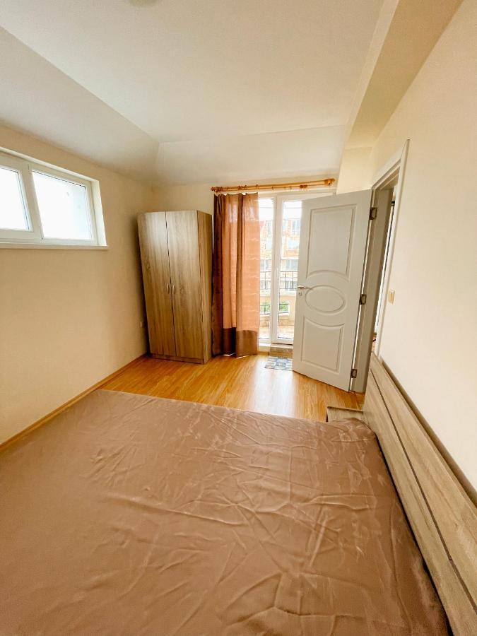 רבדה Mellia Boutique Apartments מראה חיצוני תמונה