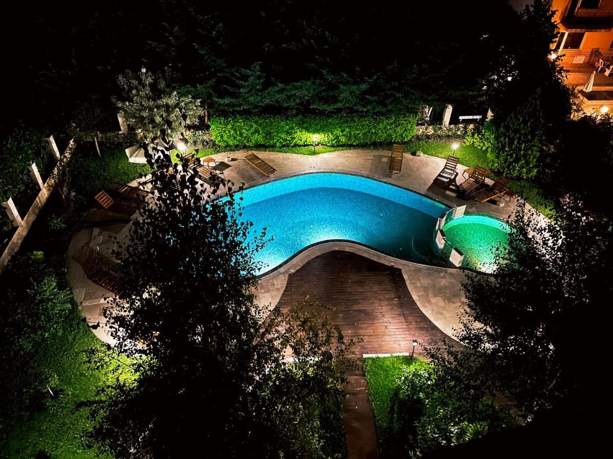 רבדה Mellia Boutique Apartments מראה חיצוני תמונה